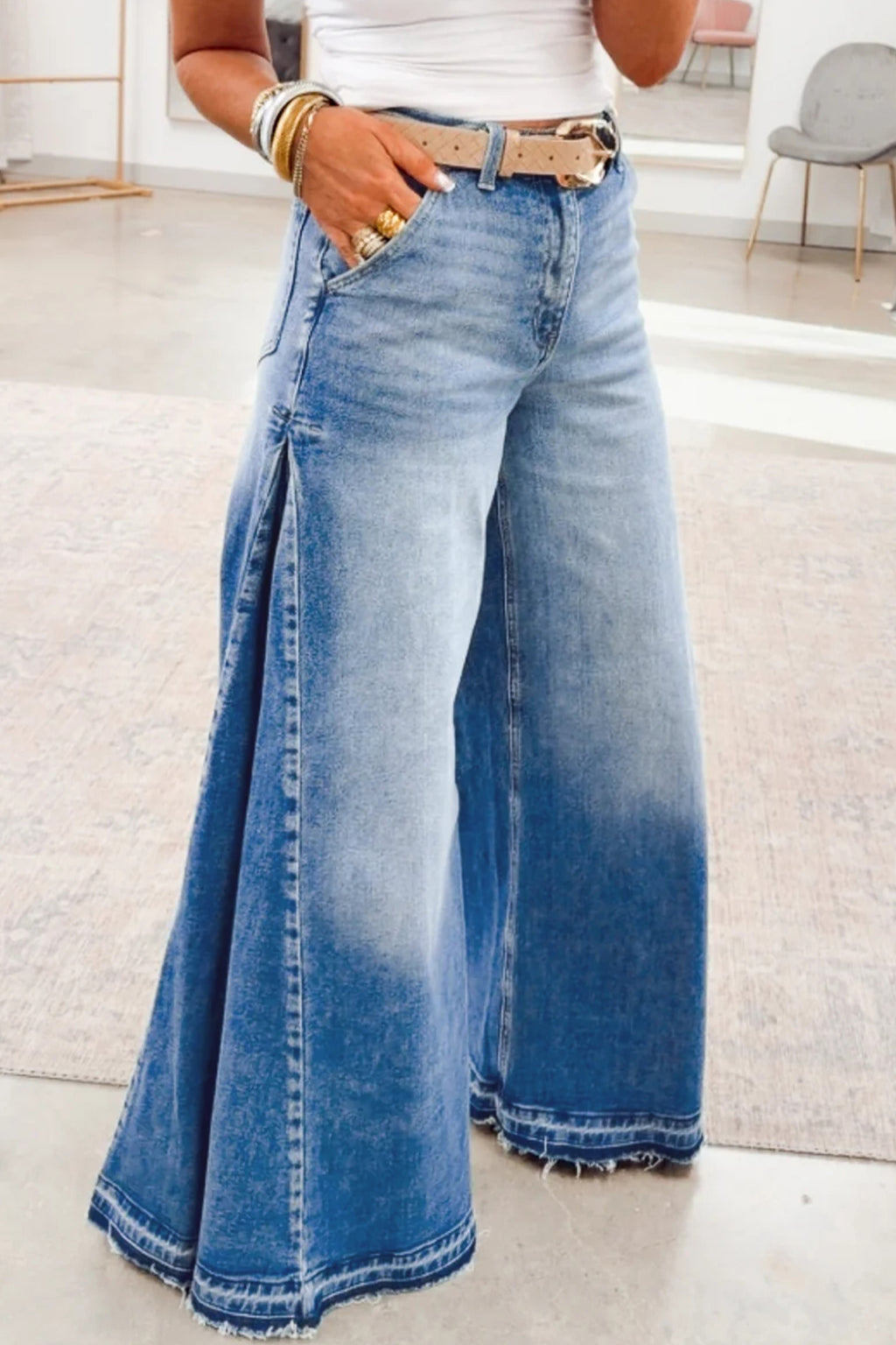 Gathered Side Seam Flare Jeans